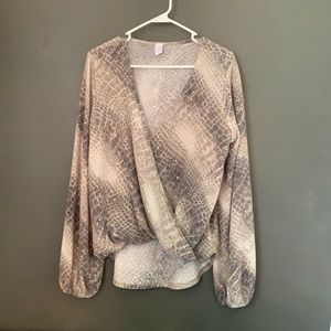 [CY Fashion] Reptile Print Wrap Blouse - Large
